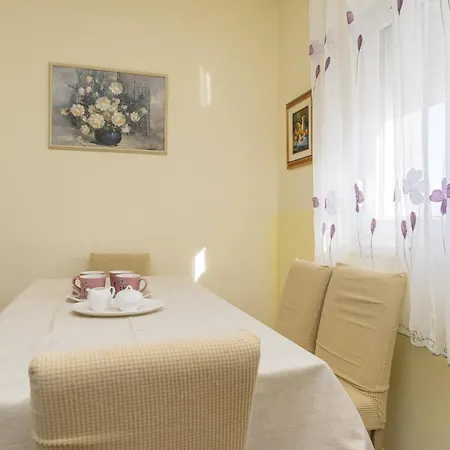Apartment Awesome In Pag With Wifi Pag Town