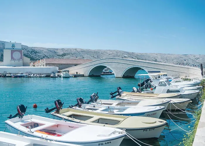 Lejlighed Gorgeous In Pag With Wifi