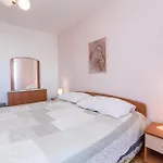 Apartament Gorgeous In Pag With Wifi Pag Town
