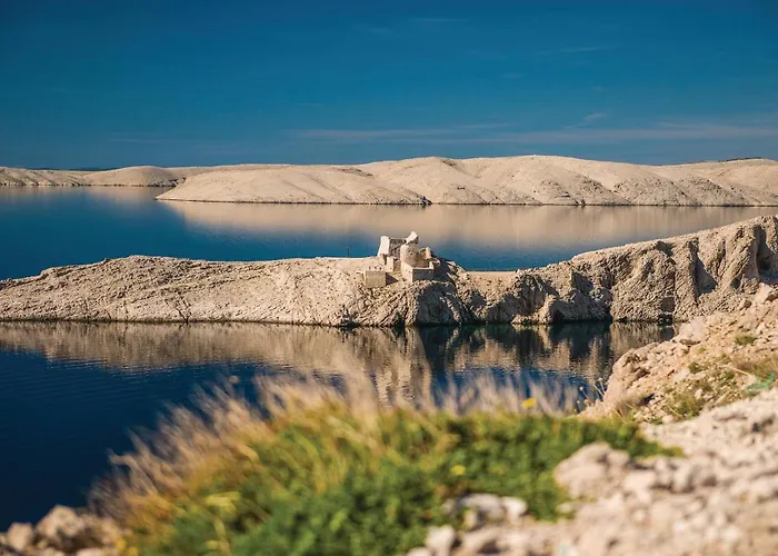 Gorgeous In Pag With Wifi Apartman *