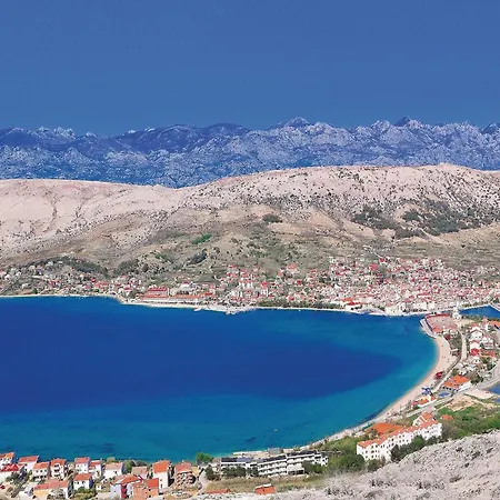 Apartamento 3 Bedroom Awesome In Pag Pag Town
